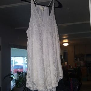 Lace white v neck flow tank top